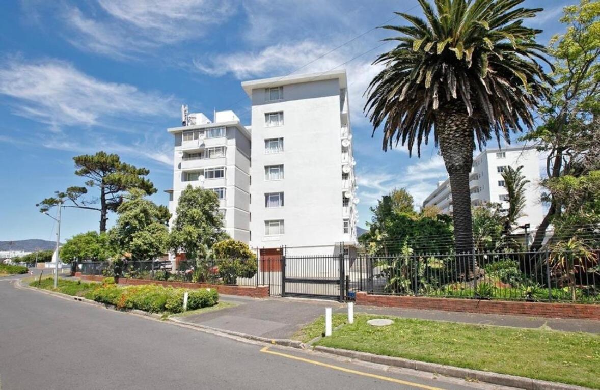 Zenden Plumstead By A&b Cape Town