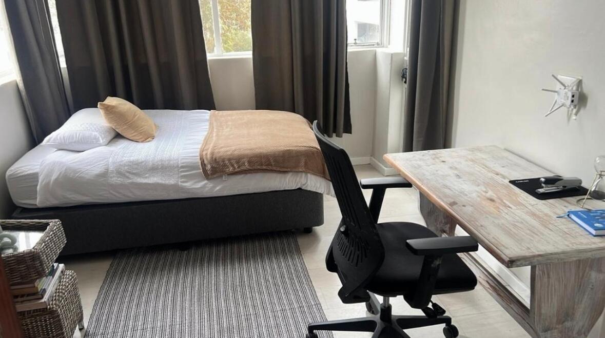 Zenden Plumstead By A&b Cape Town